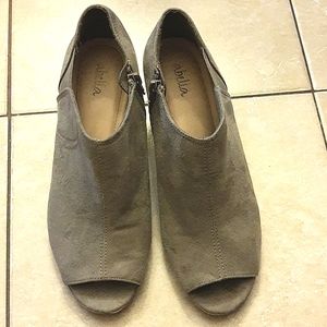 Abella women's heels